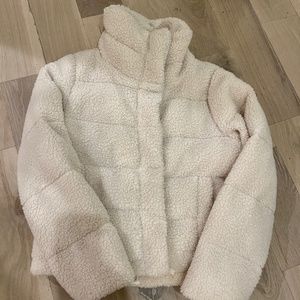 Sherpa Abercrombie coat